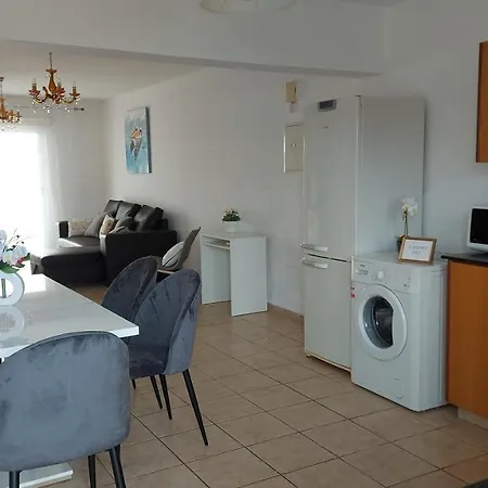 Nissi Golden Sands Sea View 2 Bedroom Appartamento