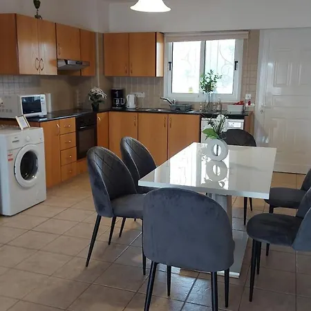 Nissi Golden Sands Sea View 2 Bedroom Appartamento *